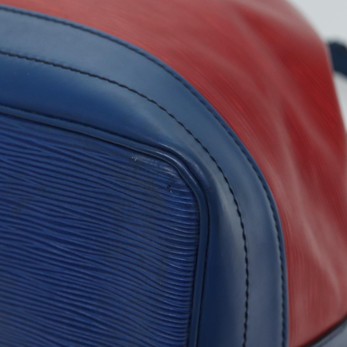 LOUIS VUITTON Noe Shoulder Bag