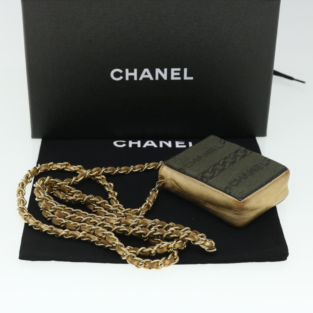 CHANEL  Wallet