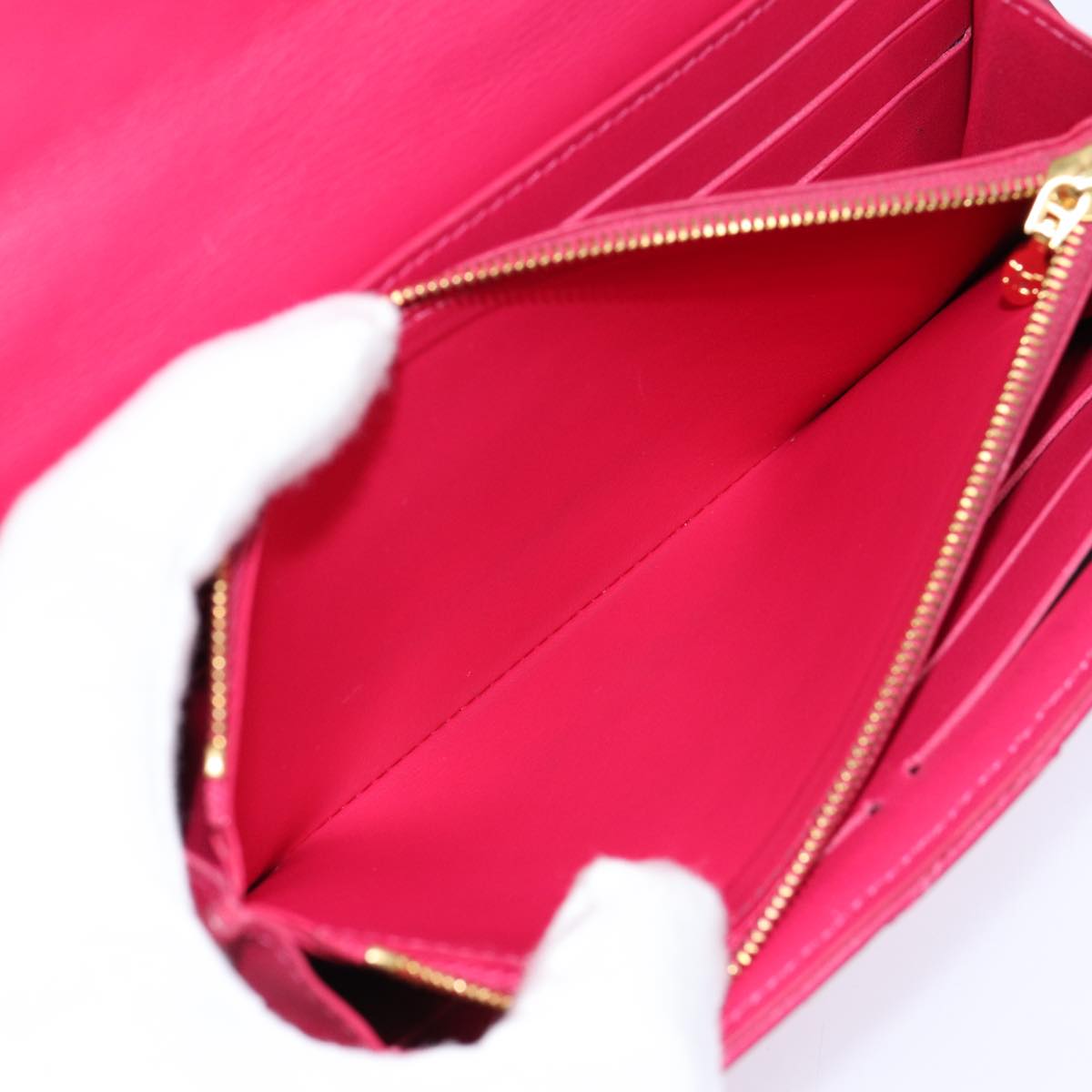 LOUIS VUITTON New Wave Wallet