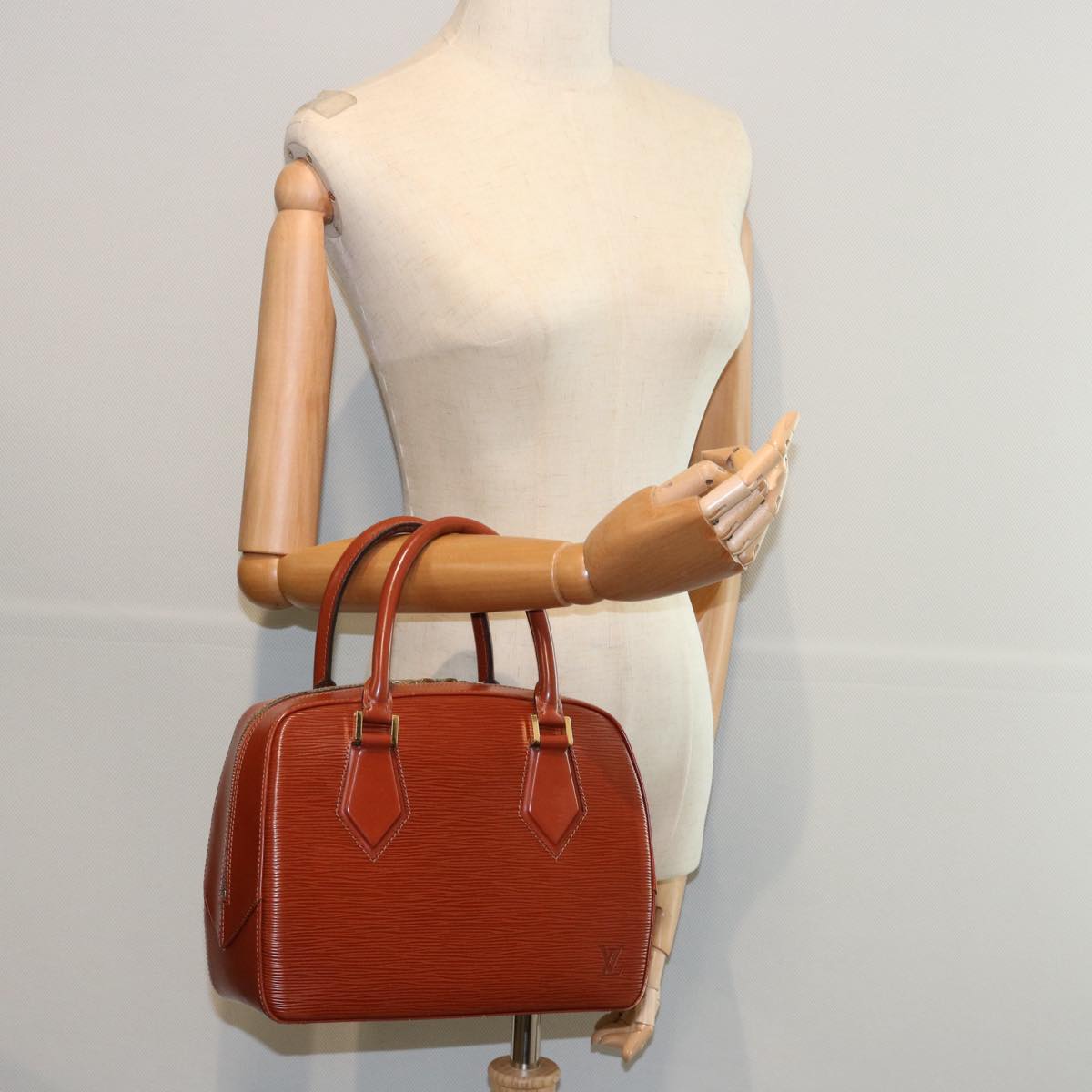 LOUIS VUITTON Voltaire Handbag