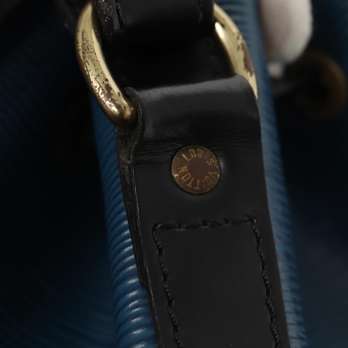 LOUIS VUITTON Noe Shoulder Bag
