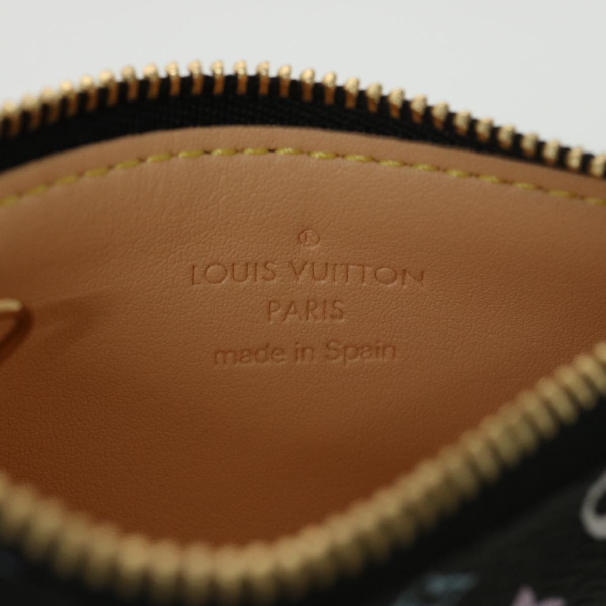 LOUIS VUITTON Pochette Cles Wallet