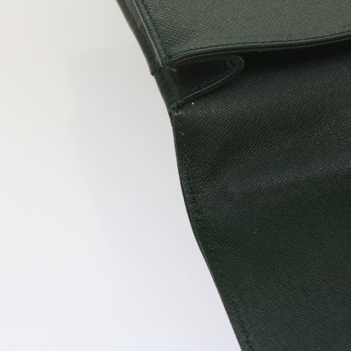 LOUIS VUITTON Robusto Briefcases & Attaches