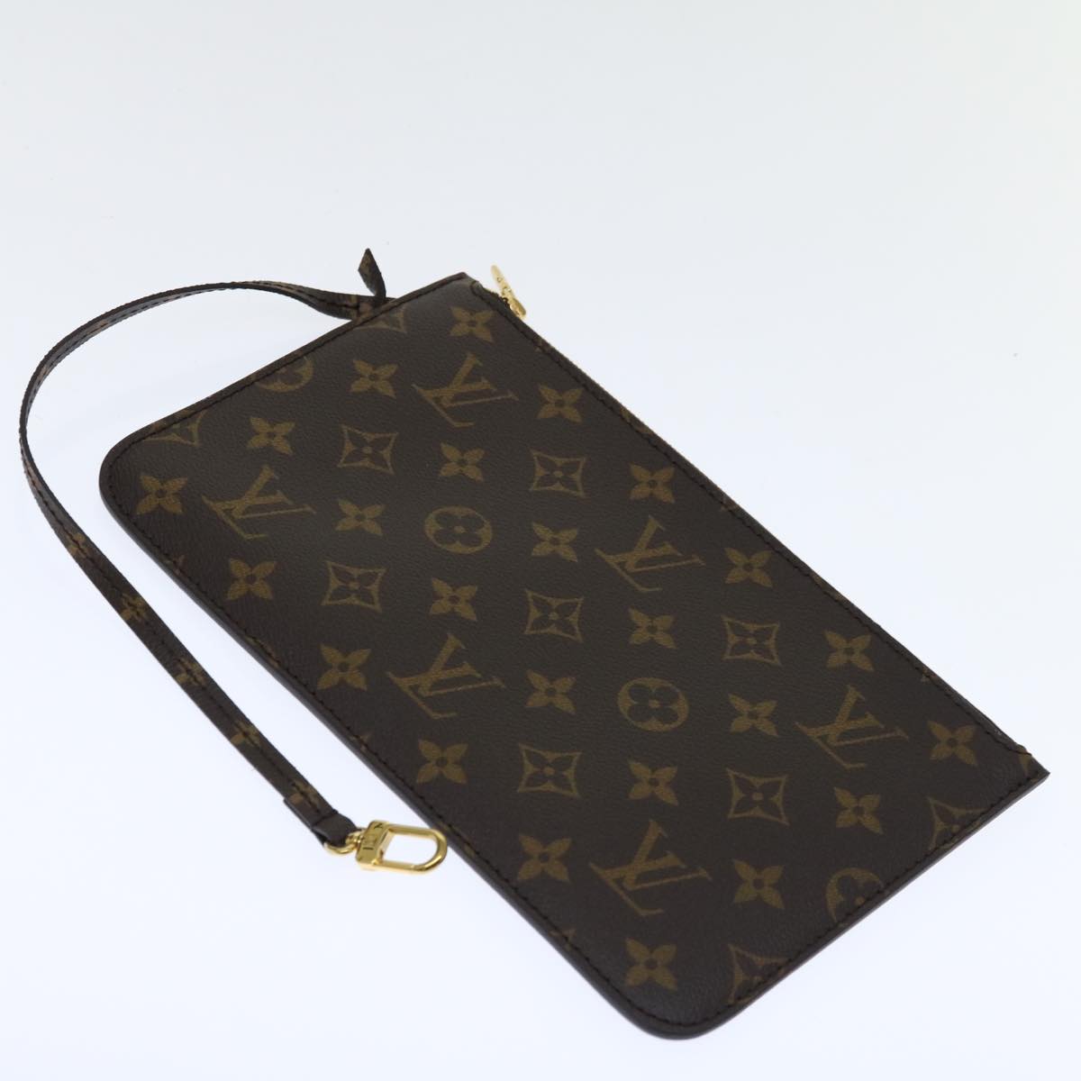 LOUIS VUITTON Neverfull MM Tote