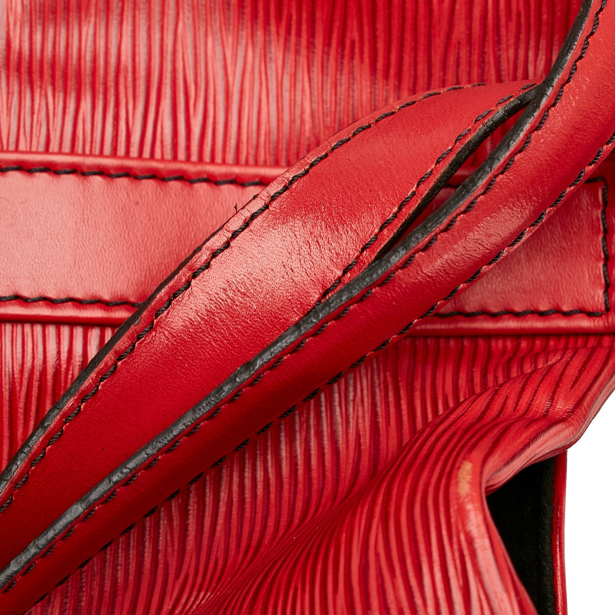 Louis Vuitton Randonnée PM Red Epi