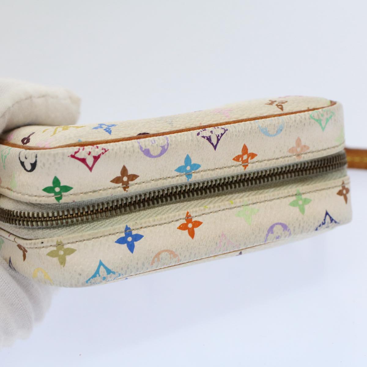 LOUIS VUITTON Wapity Clutch Bag