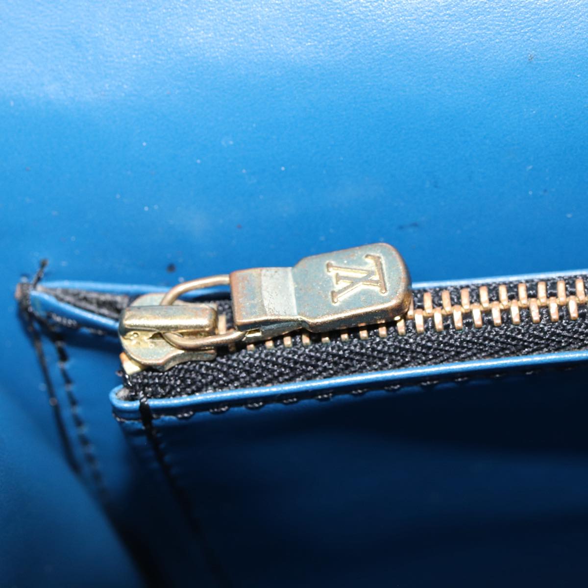 LOUIS VUITTON Osh Shoulder Bag