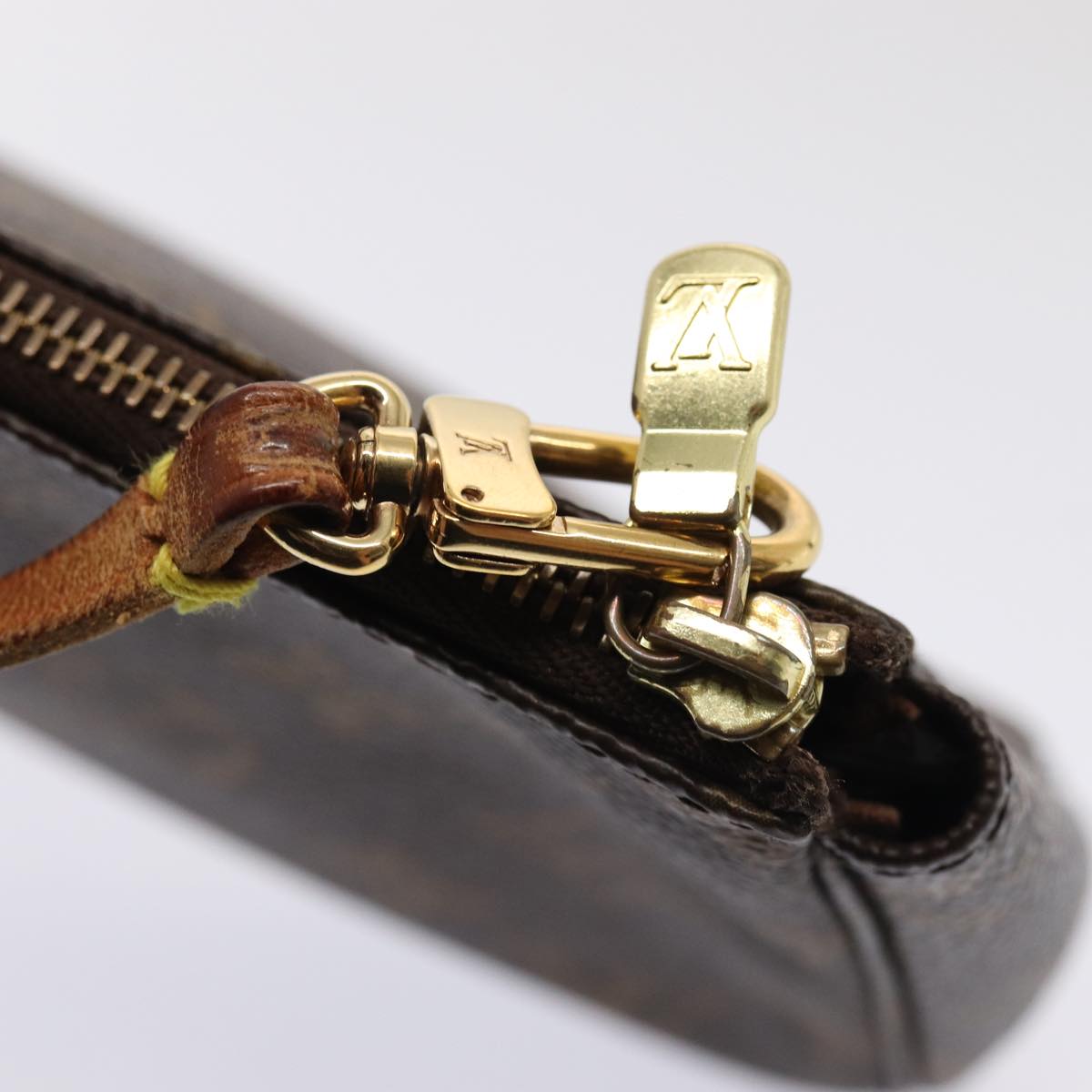 LOUIS VUITTON Pochette Accessoire Clutch Bag