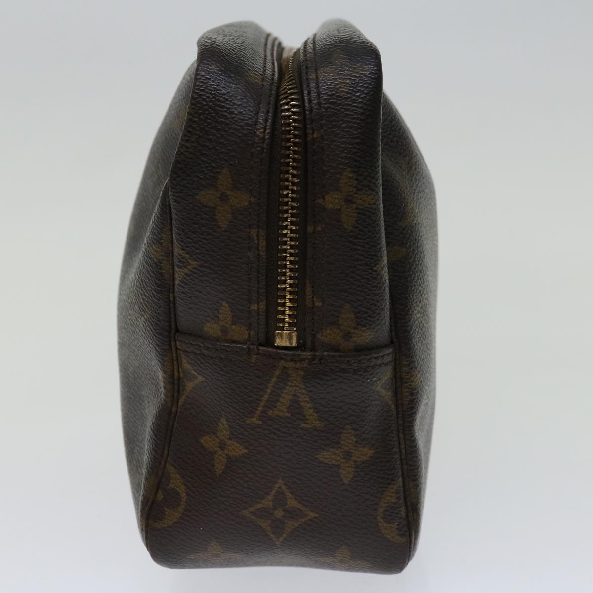 LOUIS VUITTON Trousse de Toilette Clutch Bag