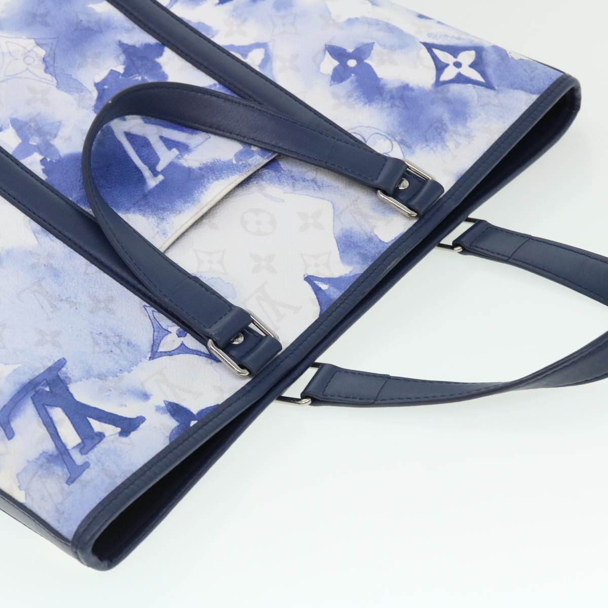 LOUIS VUITTON Weekend PM Tote