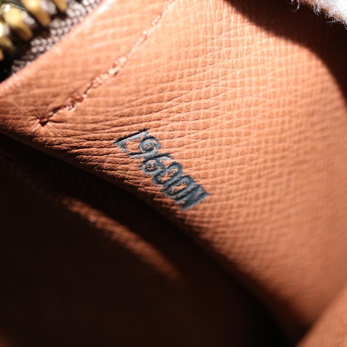 Louis Vuitton Papillon 30 Handbag