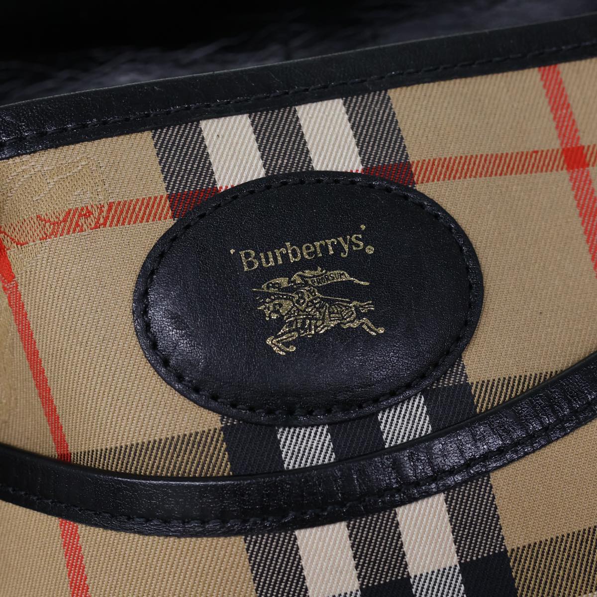 BURBERRY Nova Check Shoulder Bag