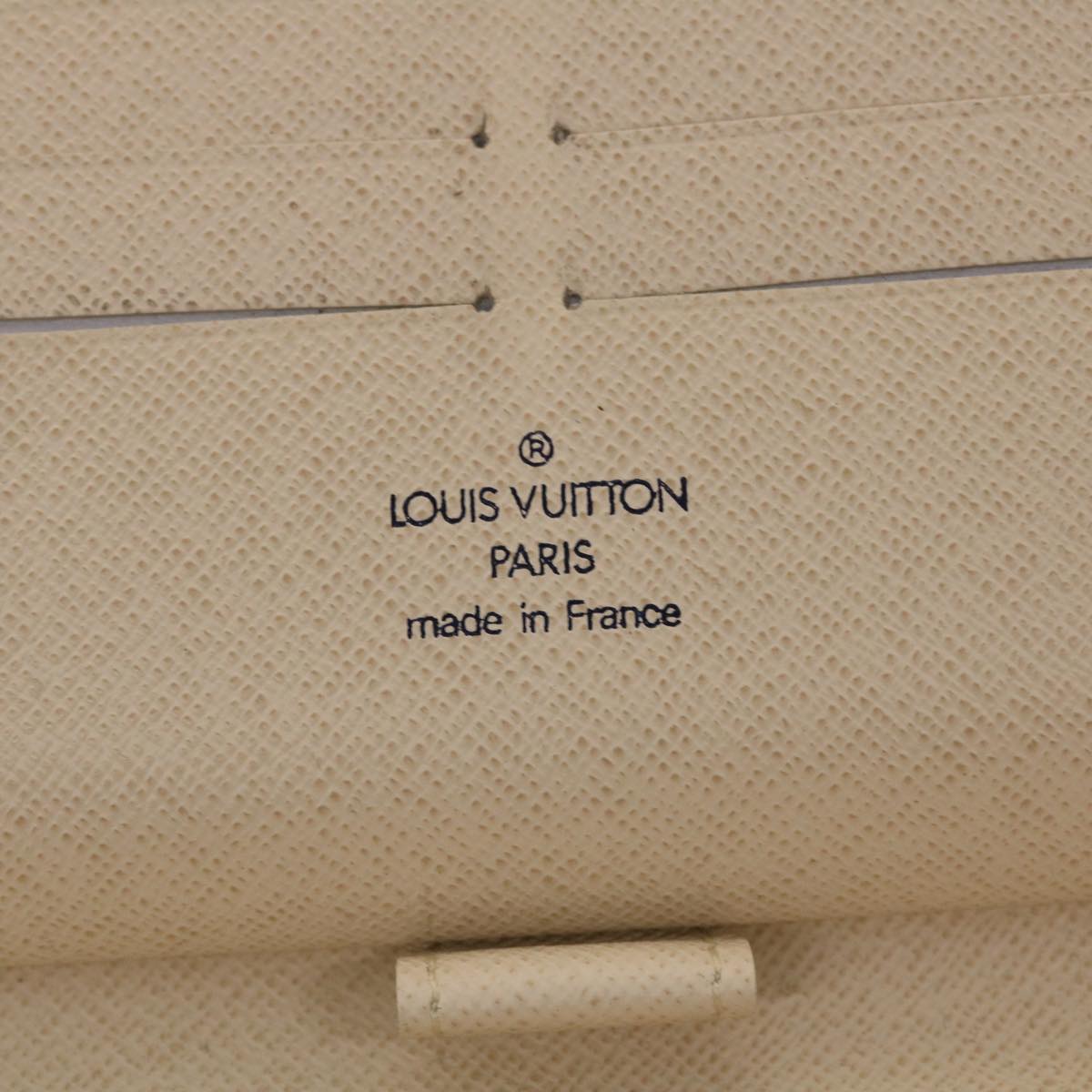 LOUIS VUITTON Zippy organizer Wallet