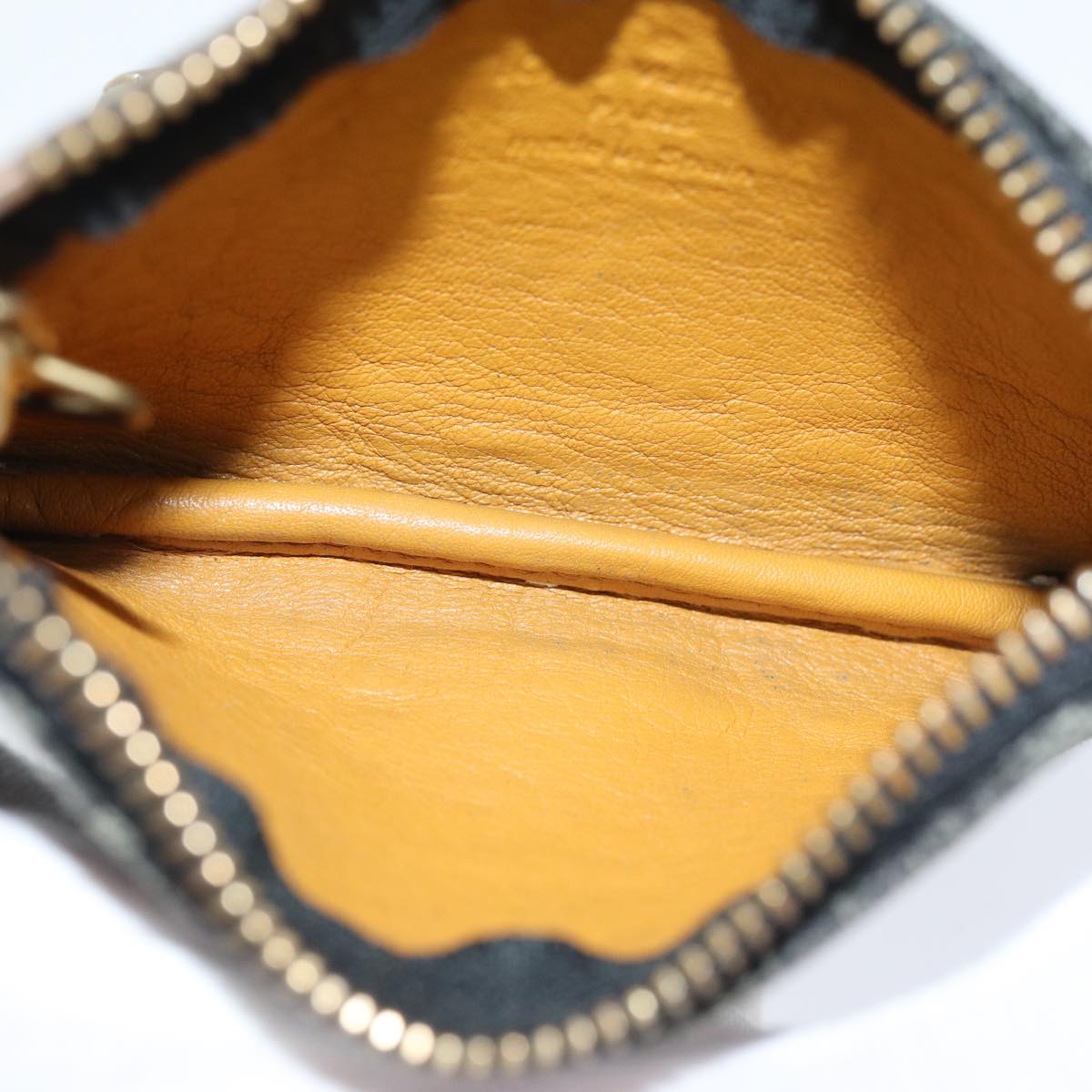 LOUIS VUITTON Pochette Cles Wallet