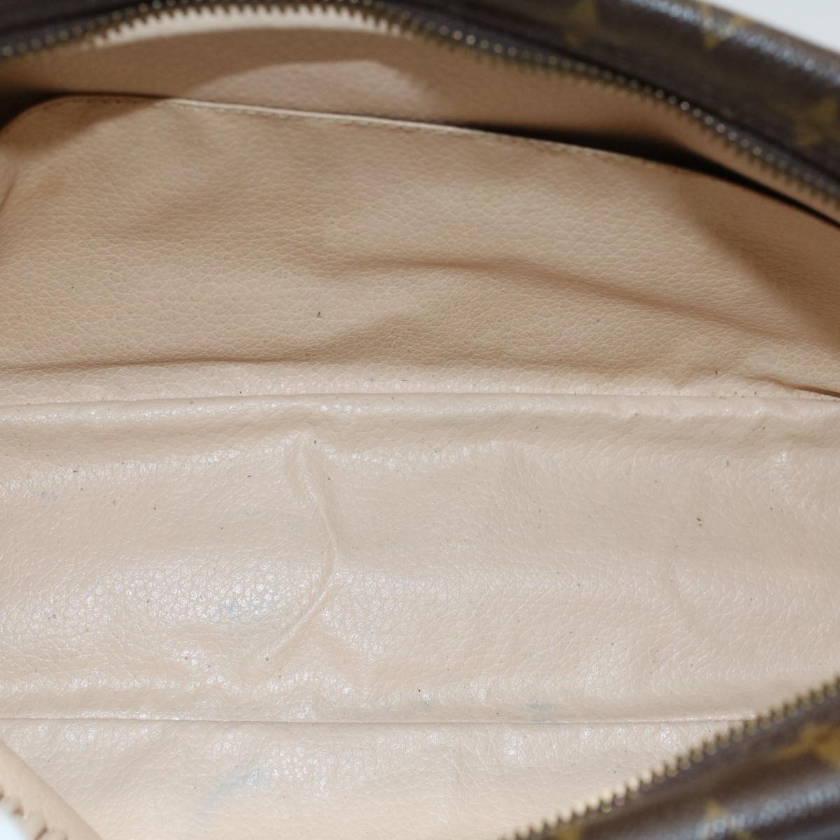 LOUIS VUITTON Trousse de Toilette Clutch Bag