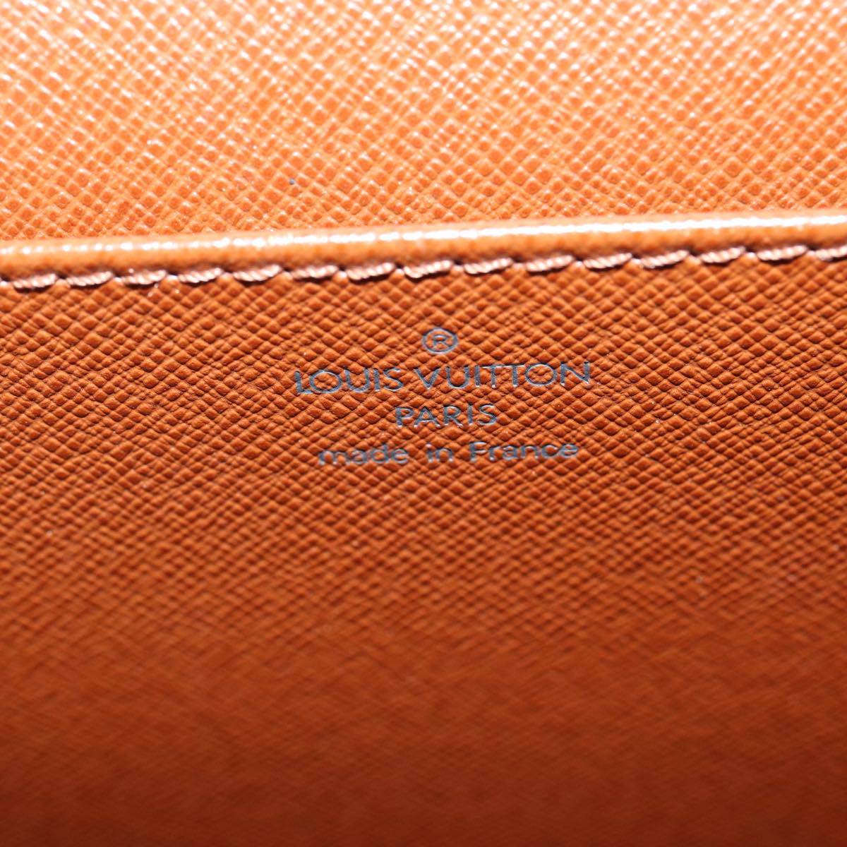 LOUIS VUITTON Serviette Conseiller Briefcases & Attaches