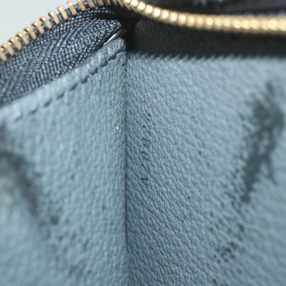 LOUIS VUITTON Trousse pochette Clutch Bag