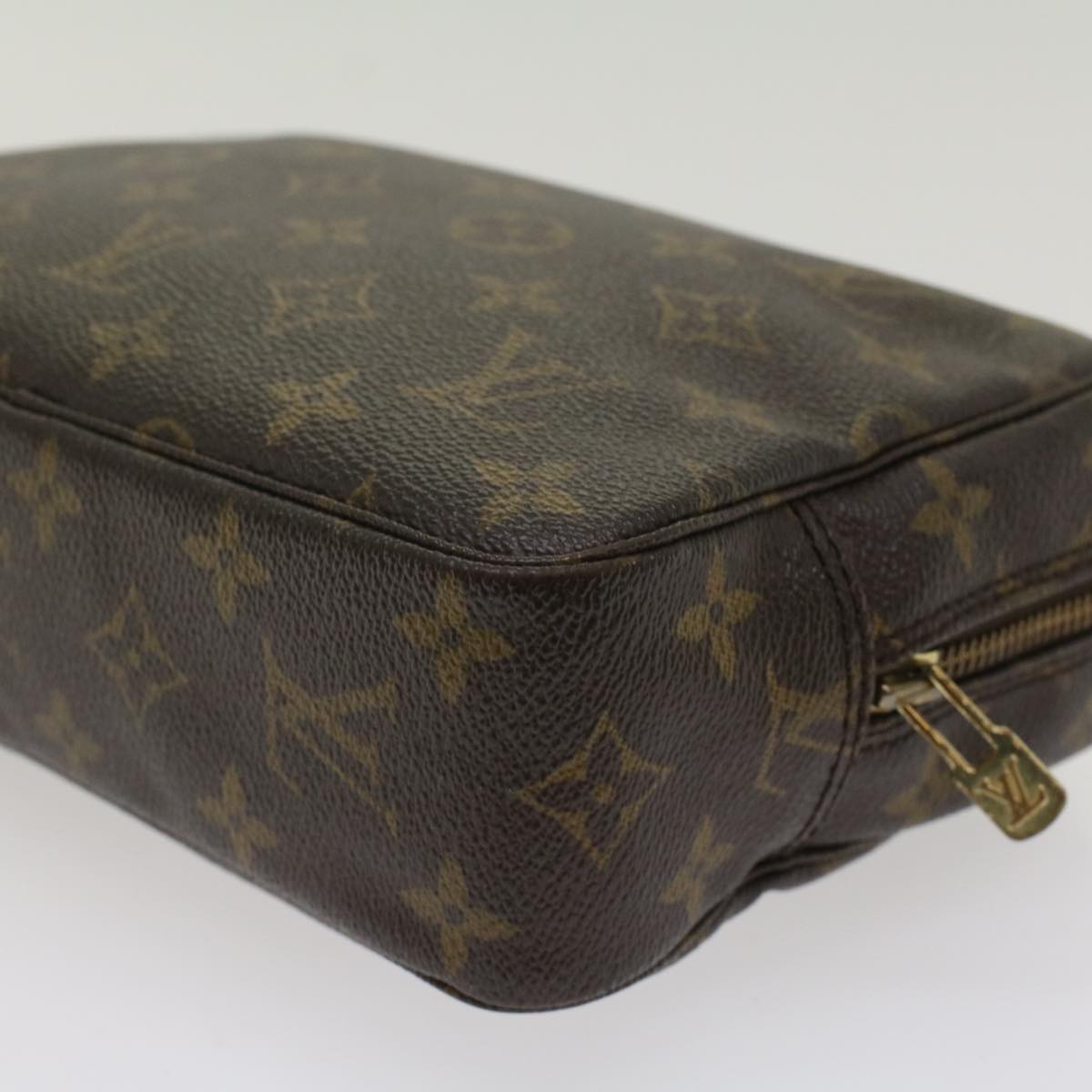LOUIS VUITTON Trousse de Toilette Clutch Bag