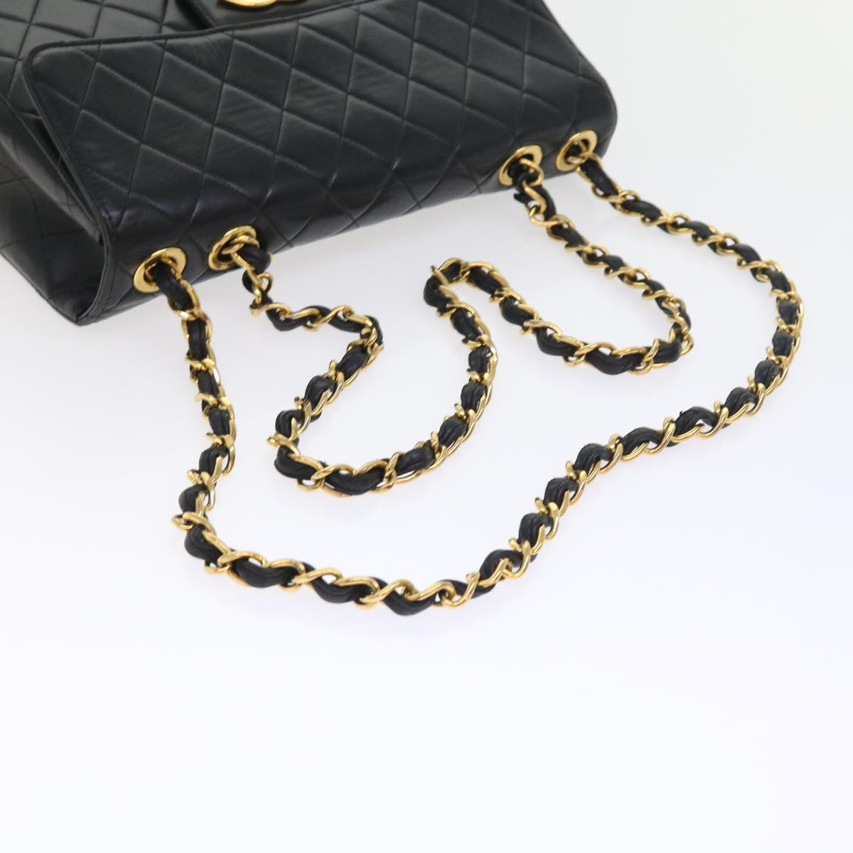 CHANEL Shoulder Bag