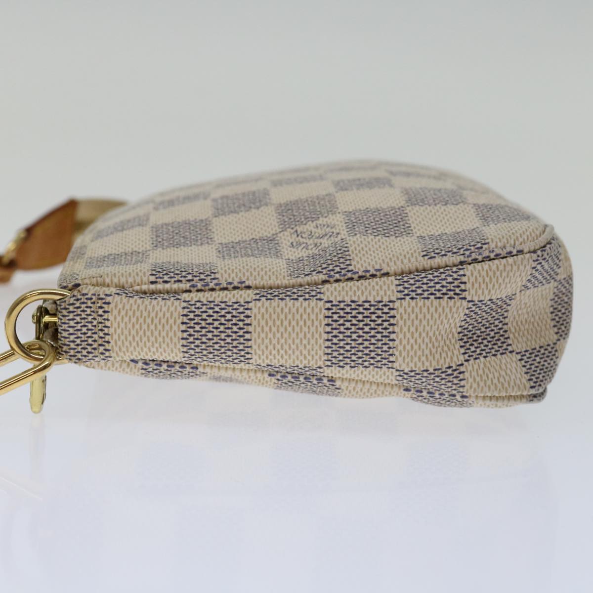 LOUIS VUITTON Pochette Accessoire Clutch Bag