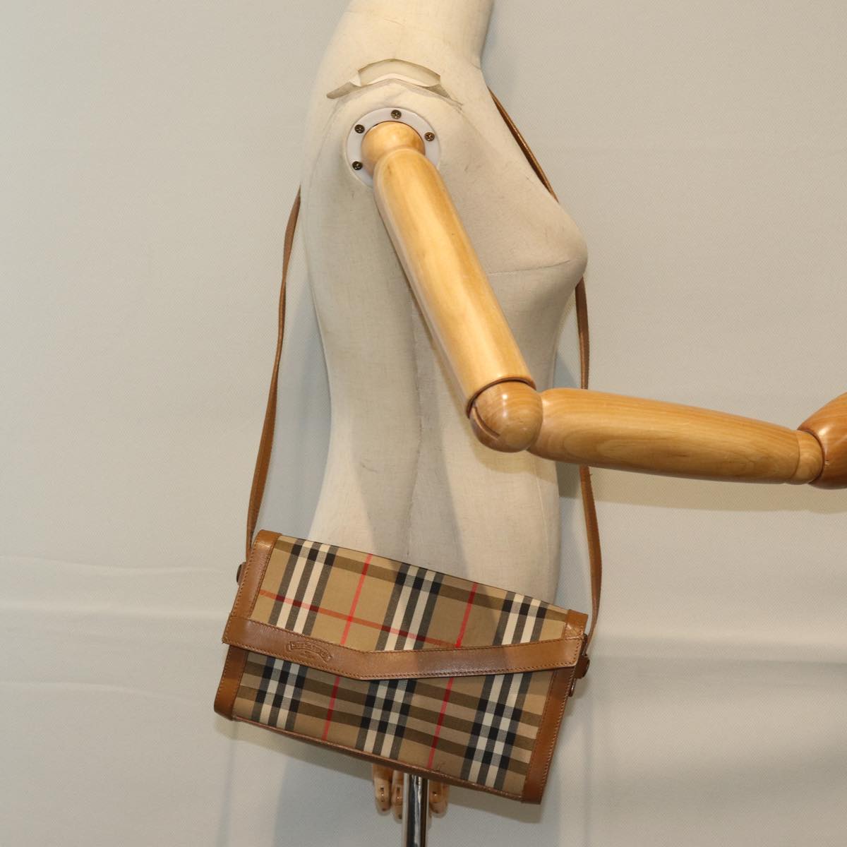 BURBERRY Nova Check Shoulder Bag