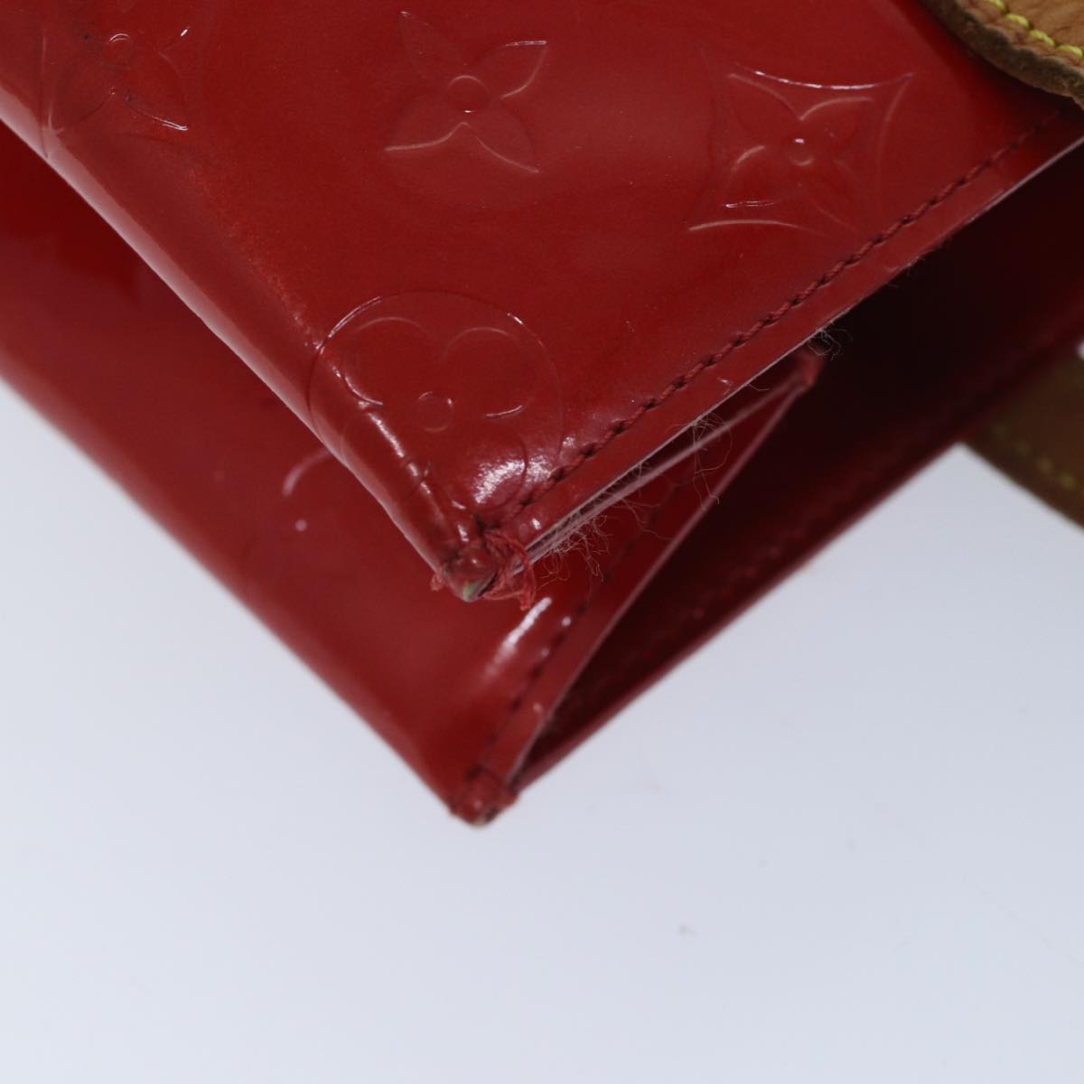 LOUIS VUITTON Reade Handbag
