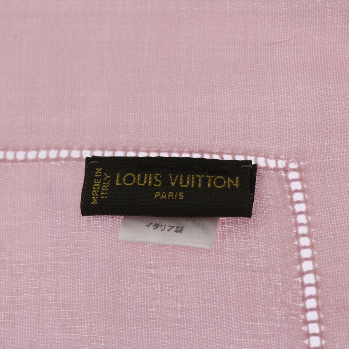 LOUIS VUITTON Scarves