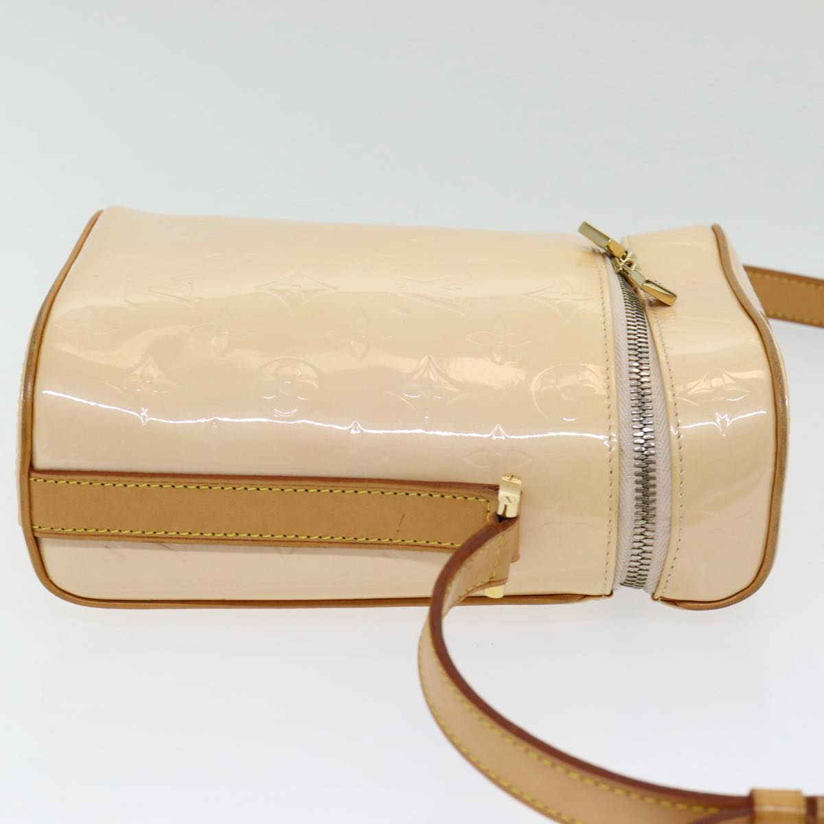 LOUIS VUITTON Sullivan Shoulder Bag