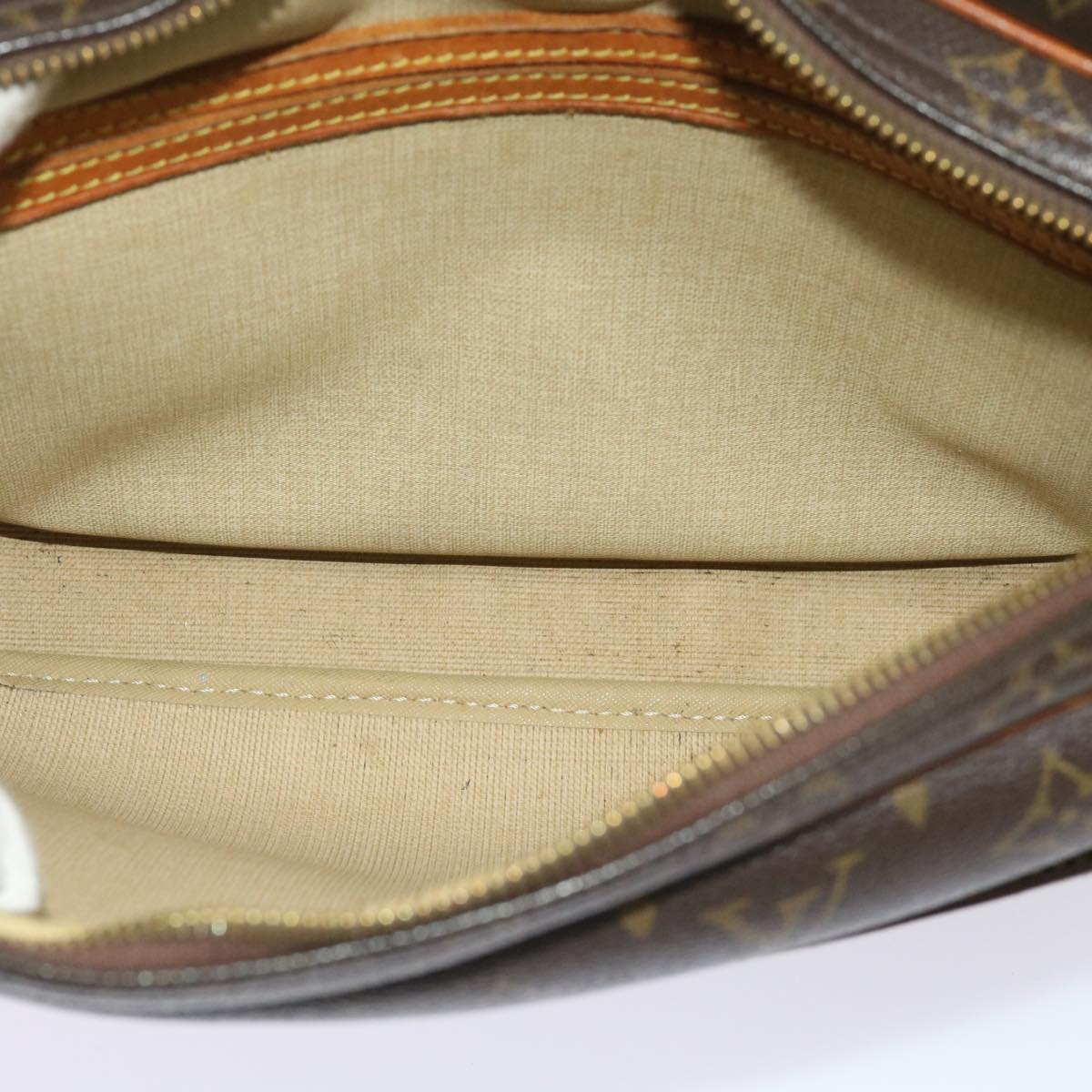 LOUIS VUITTON Reporter Shoulder Bag