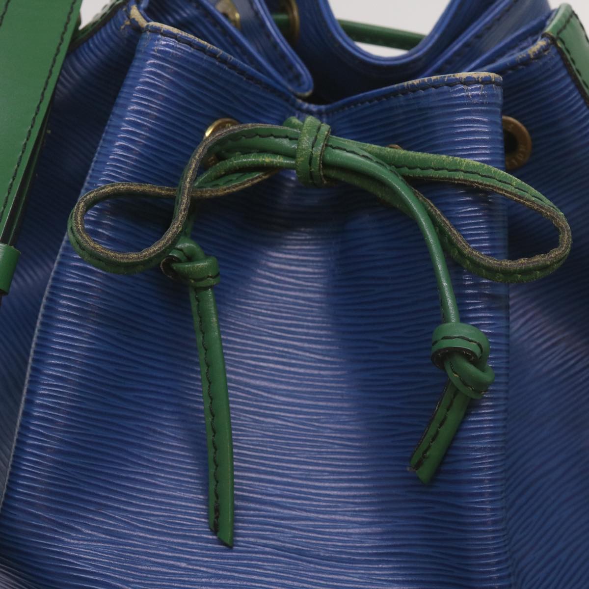 LOUIS VUITTON Noe Shoulder Bag