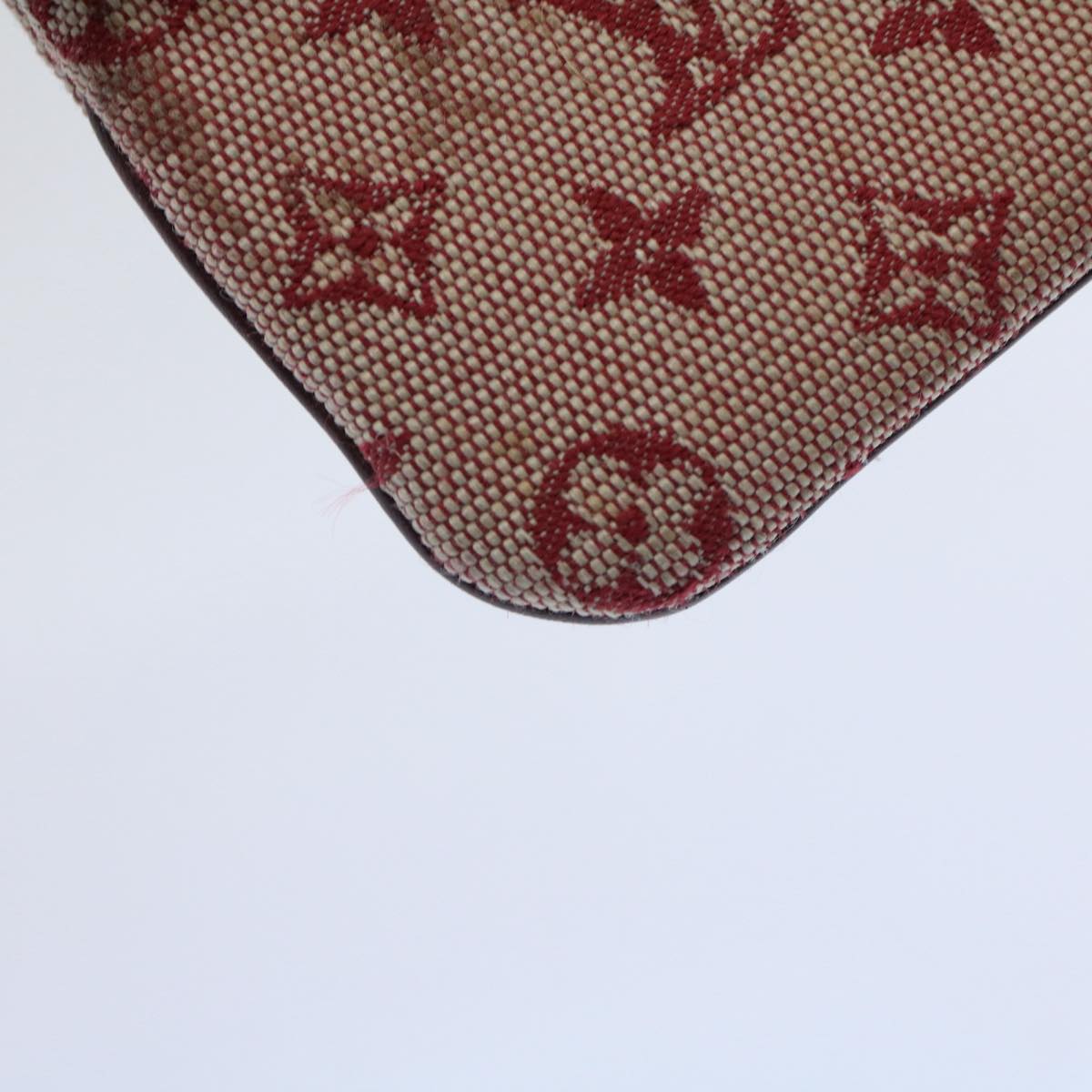LOUIS VUITTON Pochette Cles Wallet