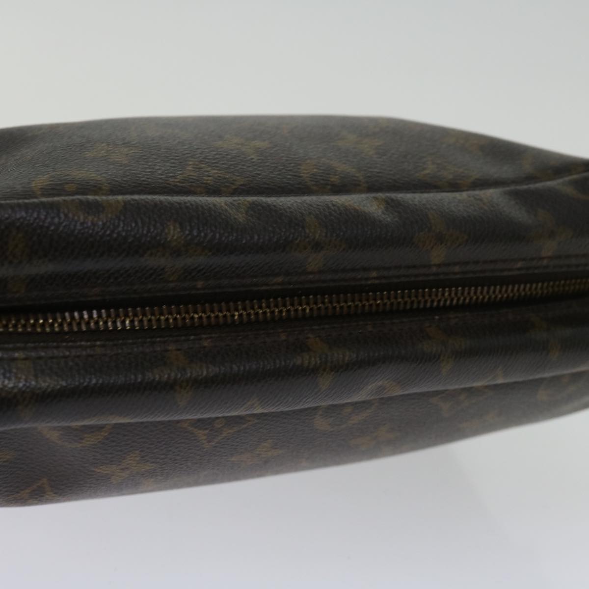 LOUIS VUITTON Trousse de Toilette Clutch Bag