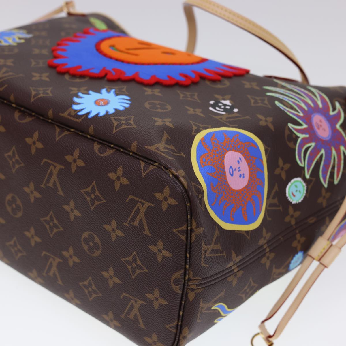 LOUIS VUITTON Neverfull GM Tote