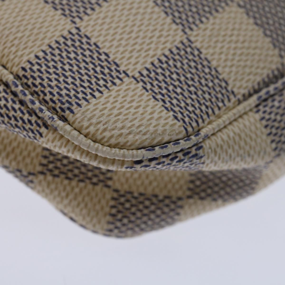 LOUIS VUITTON Pochette Accessoire Clutch Bag