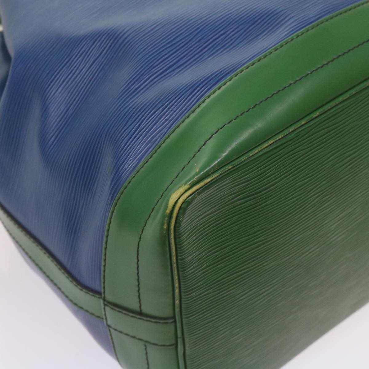 LOUIS VUITTON Noe Shoulder Bag