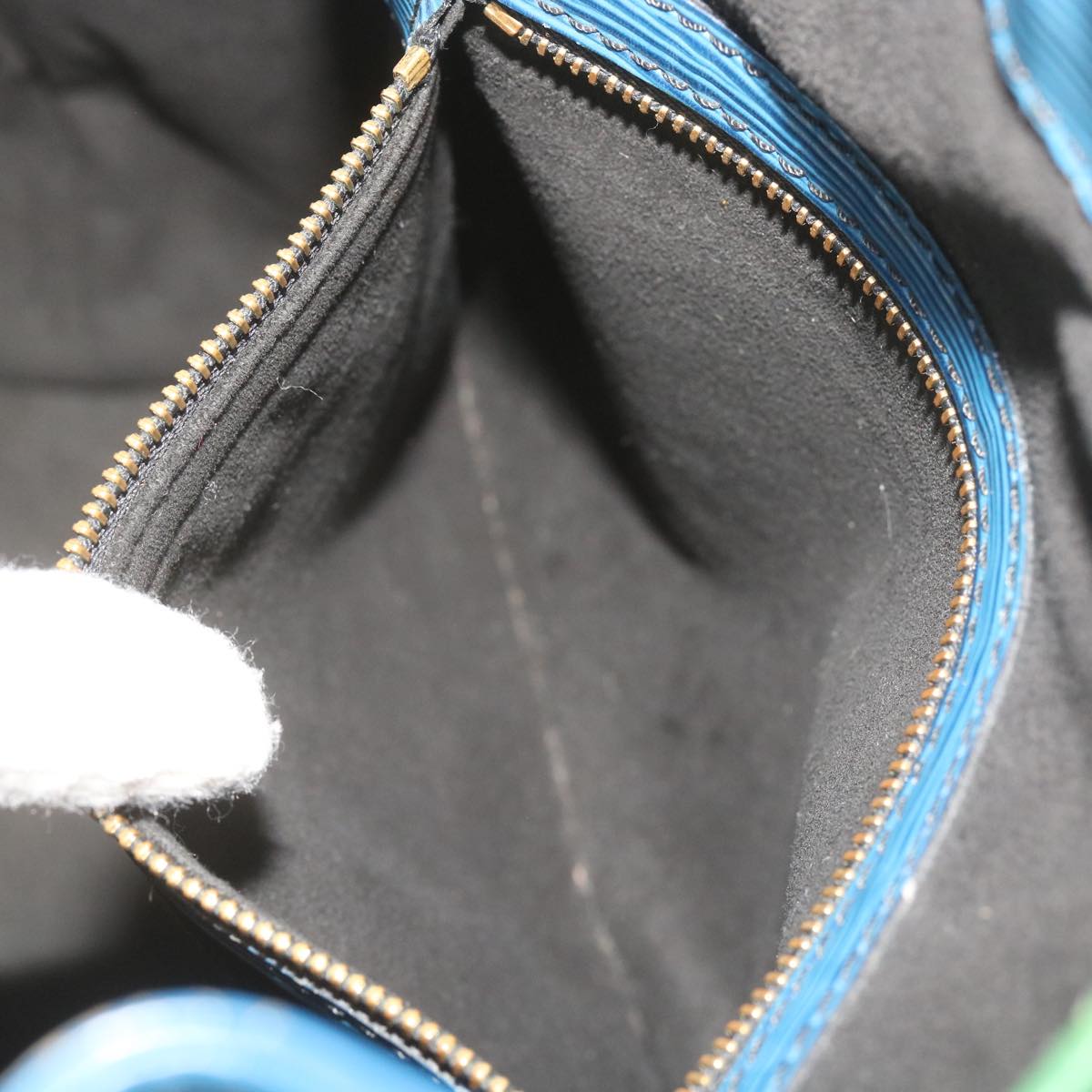 LOUIS VUITTON Noe Shoulder Bag