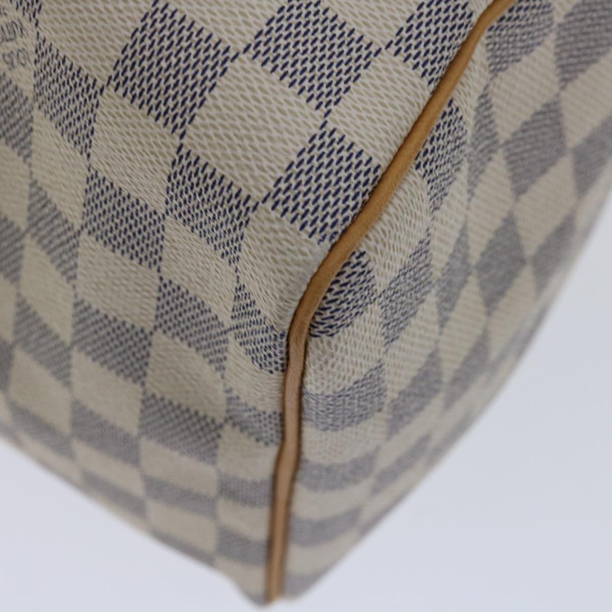 LOUIS VUITTON Speedy 30 Handbag