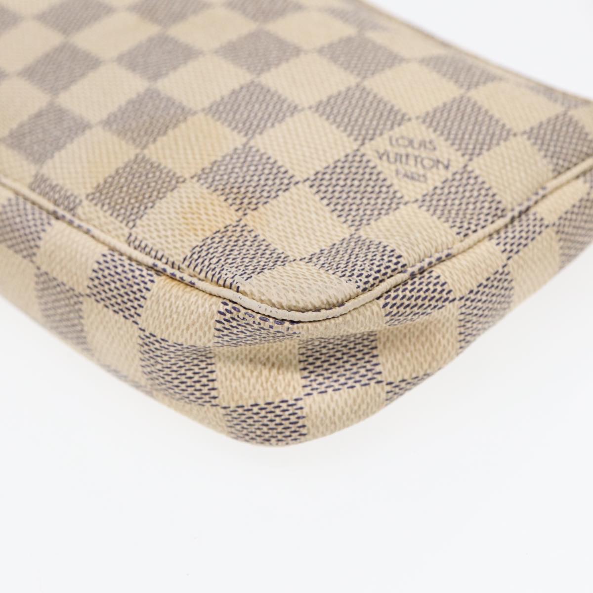 LOUIS VUITTON Pochette Accessoire Clutch Bag