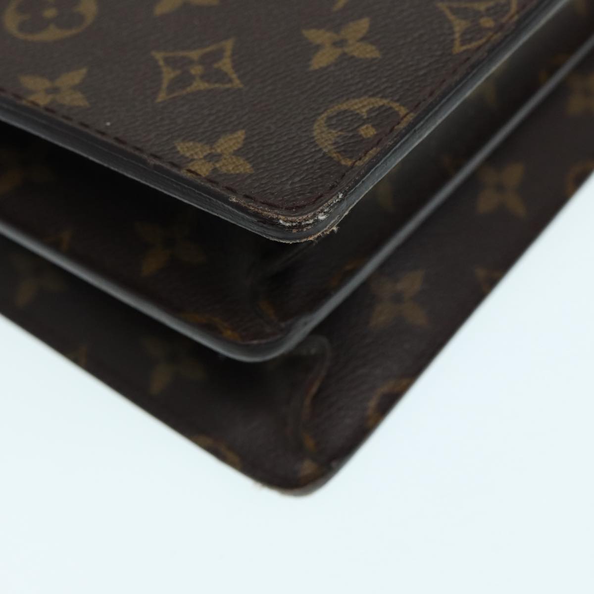 LOUIS VUITTON Serviette Conseiller Briefcases & Attaches