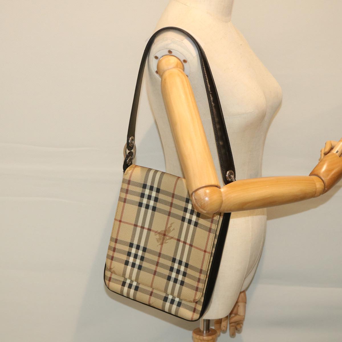 BURBERRY Nova Check Shoulder Bag