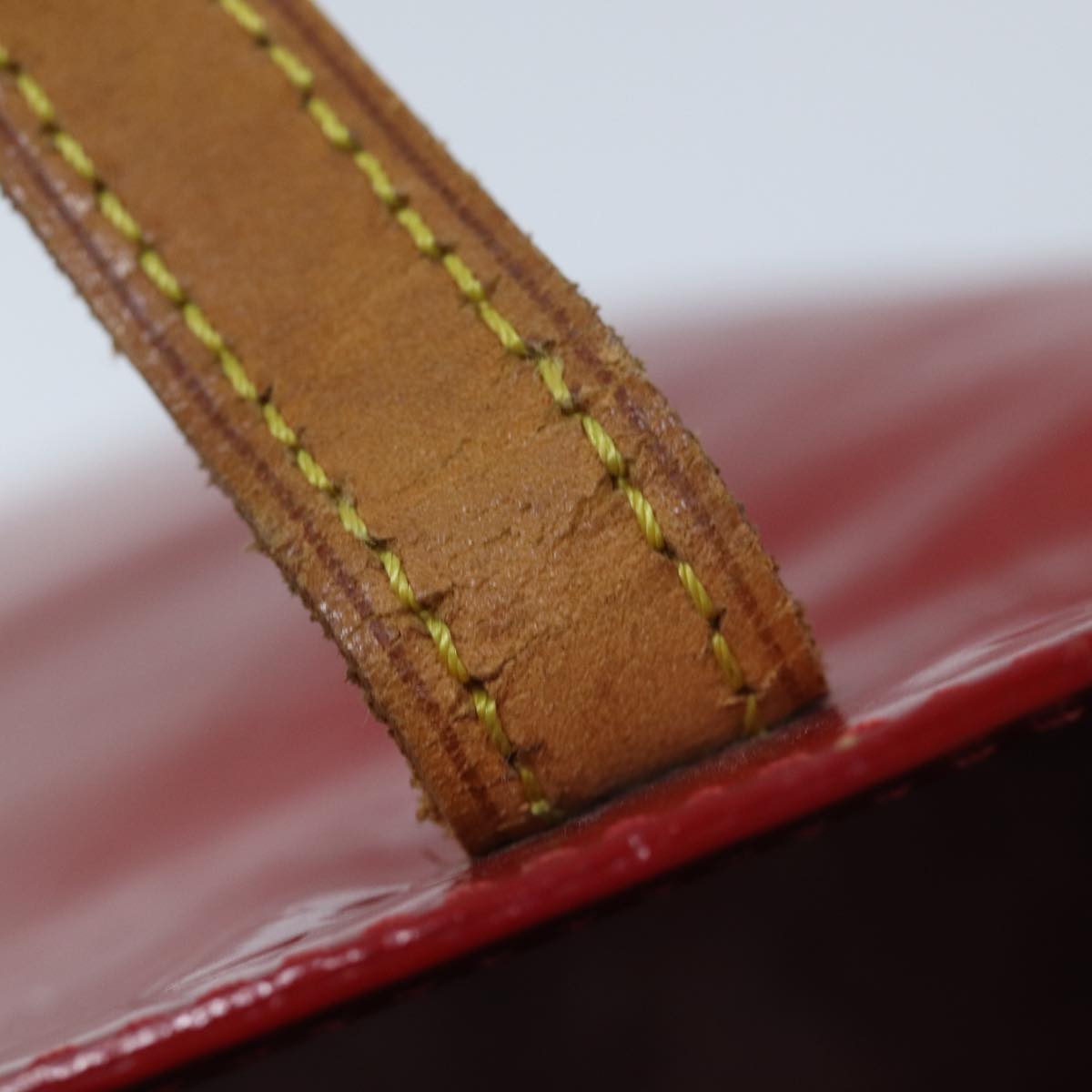 LOUIS VUITTON Reade Handbag