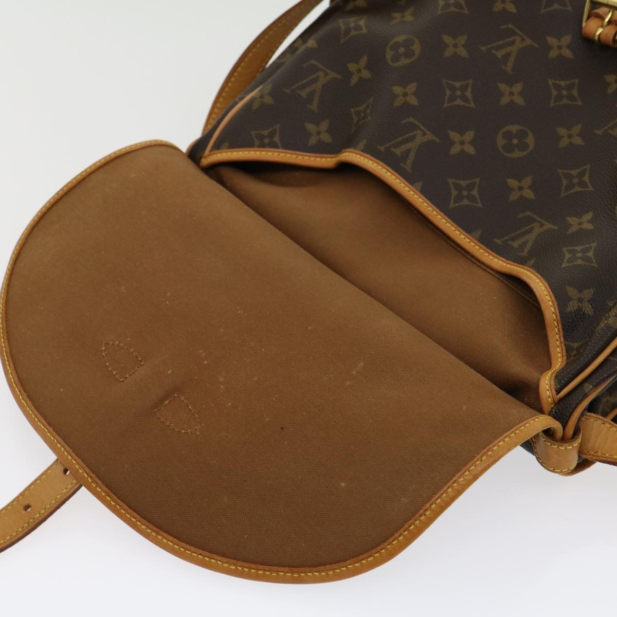 Louis Vuitton Saumur 30 Shoulder Bag