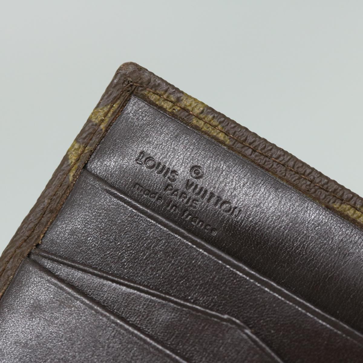 LOUIS VUITTON Portefeuille Victorine Wallet