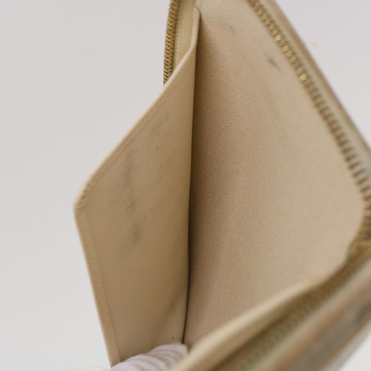 LOUIS VUITTON Zippy organizer Wallet