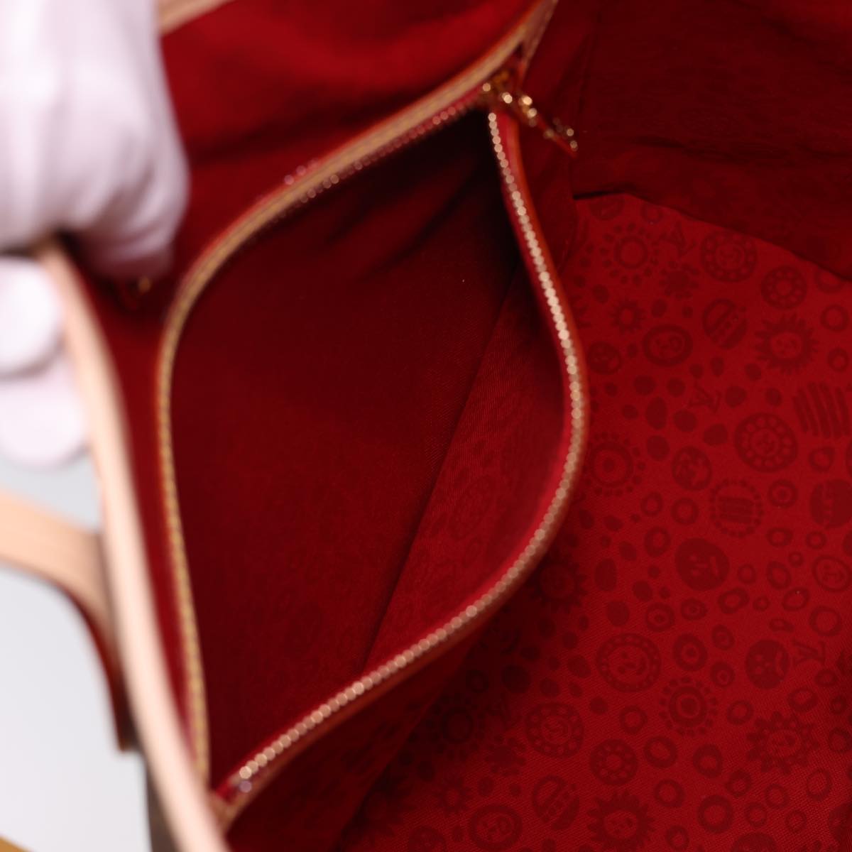 LOUIS VUITTON Neverfull GM Tote