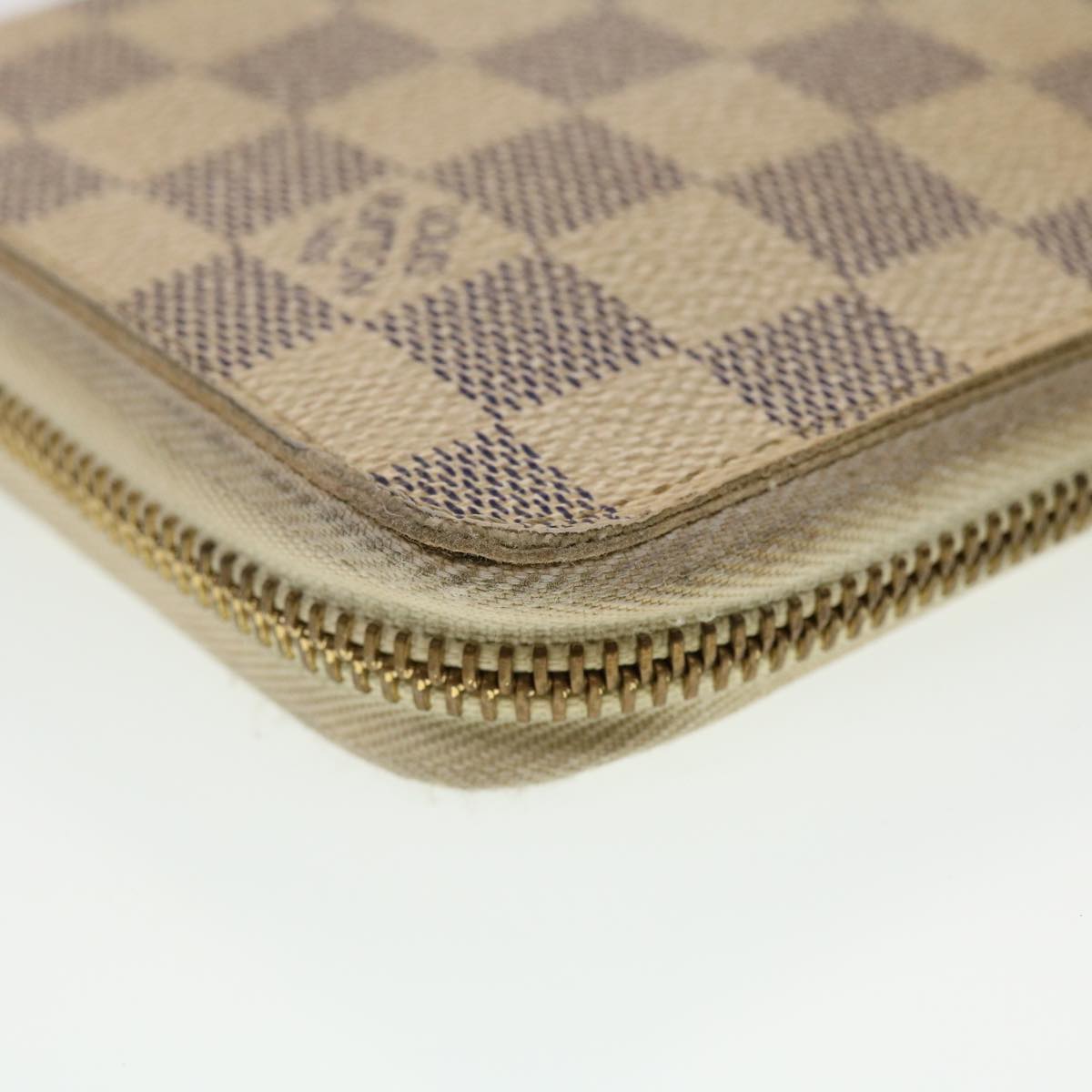 LOUIS VUITTON Zippy organizer Wallet