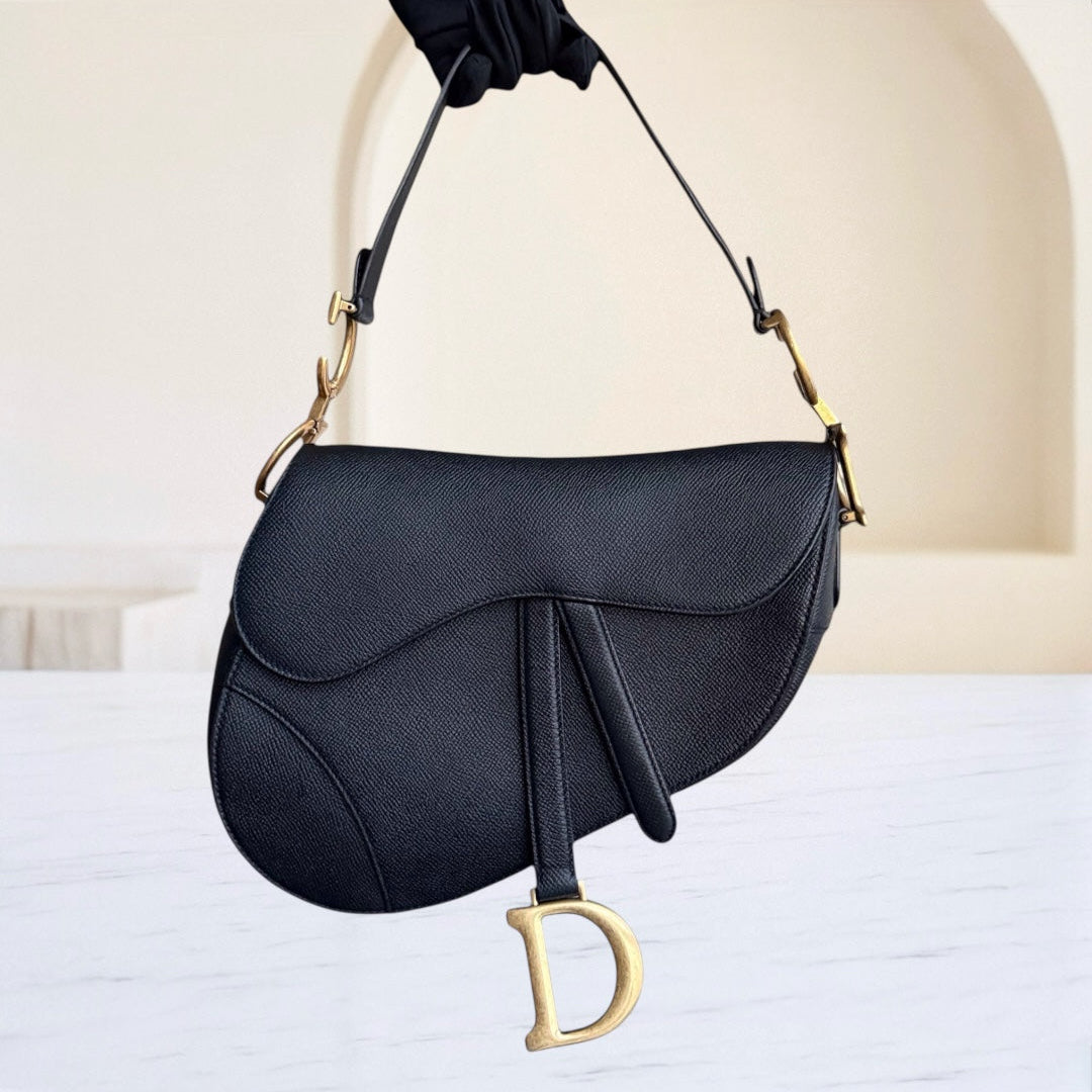 Dior Saddle Medium - Grained Calfskin Black Gold Hardware