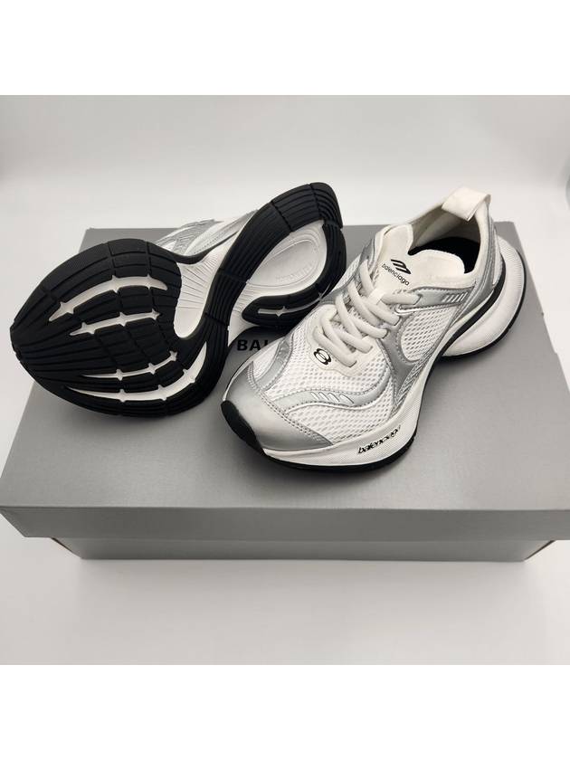 Luxury Balenciaga  circuit sneakers black