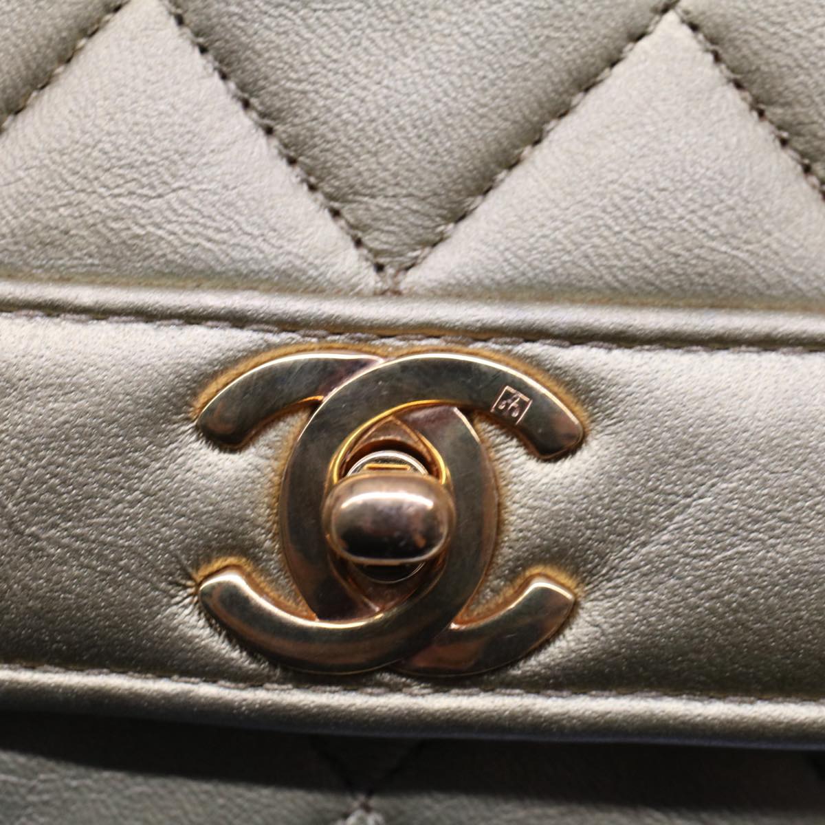 CHANEL Shoulder Bag