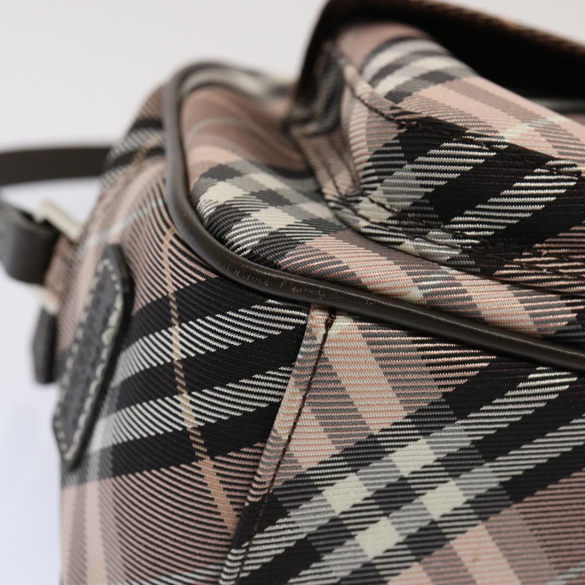 BURBERRY Nova Check Shoulder Bag